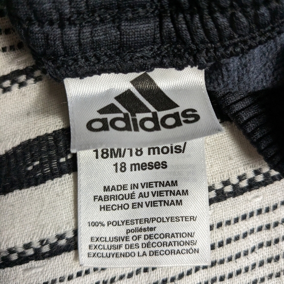 Kids Sweatsuit - Picture 2 of 3